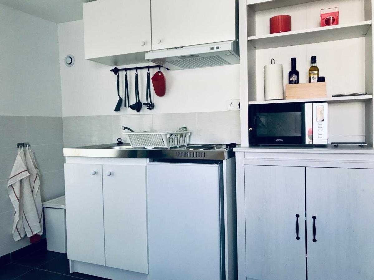 Guesthouse La Costiere - Logements Independants - Espace Piscine Jacuzzi Люнел Екстериор снимка
