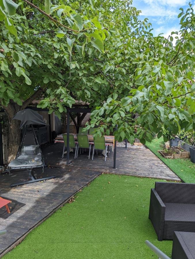 Guesthouse La Costiere - Logements Independants - Espace Piscine Jacuzzi Люнел Екстериор снимка