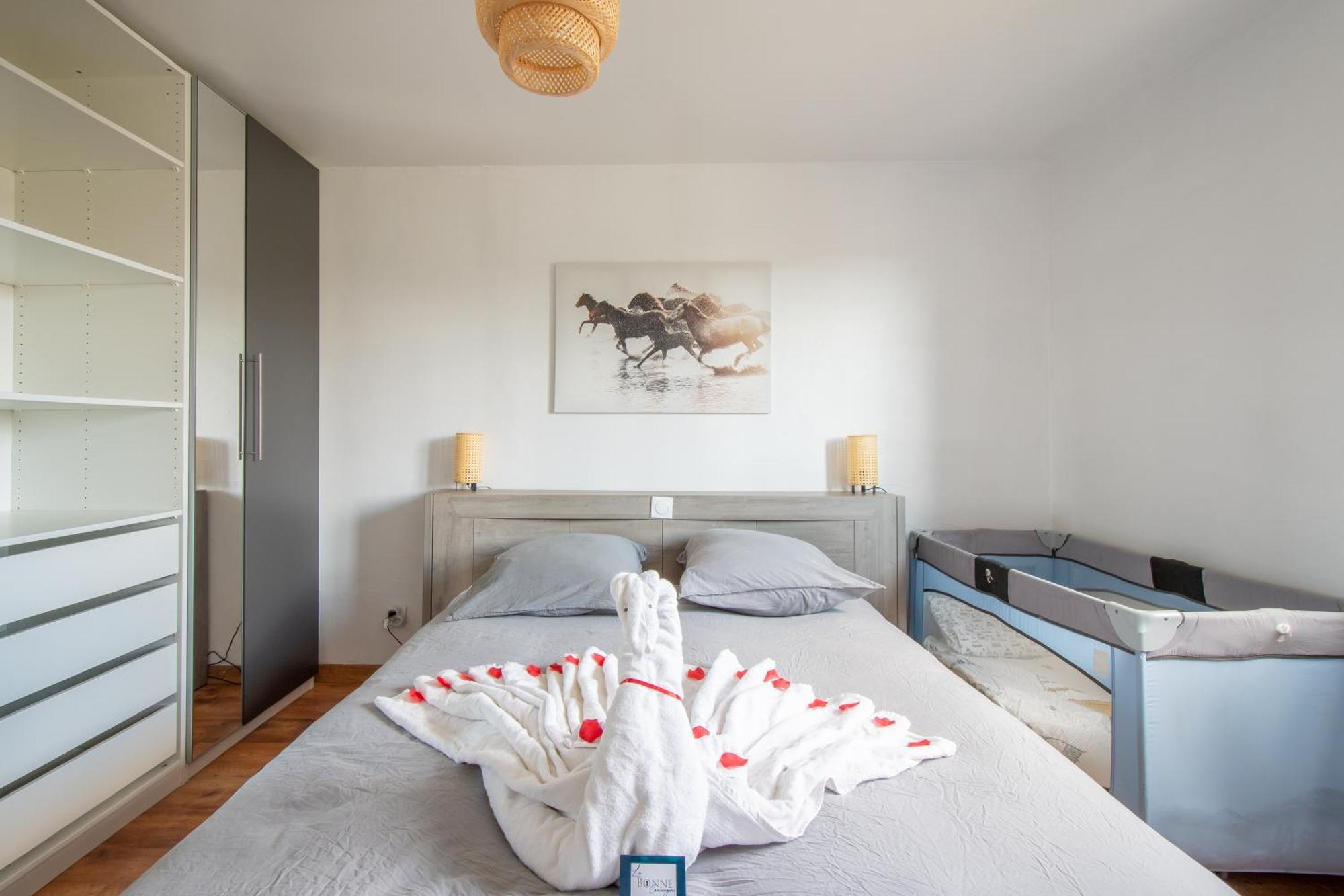 Guesthouse La Costiere - Logements Independants - Espace Piscine Jacuzzi Люнел Екстериор снимка