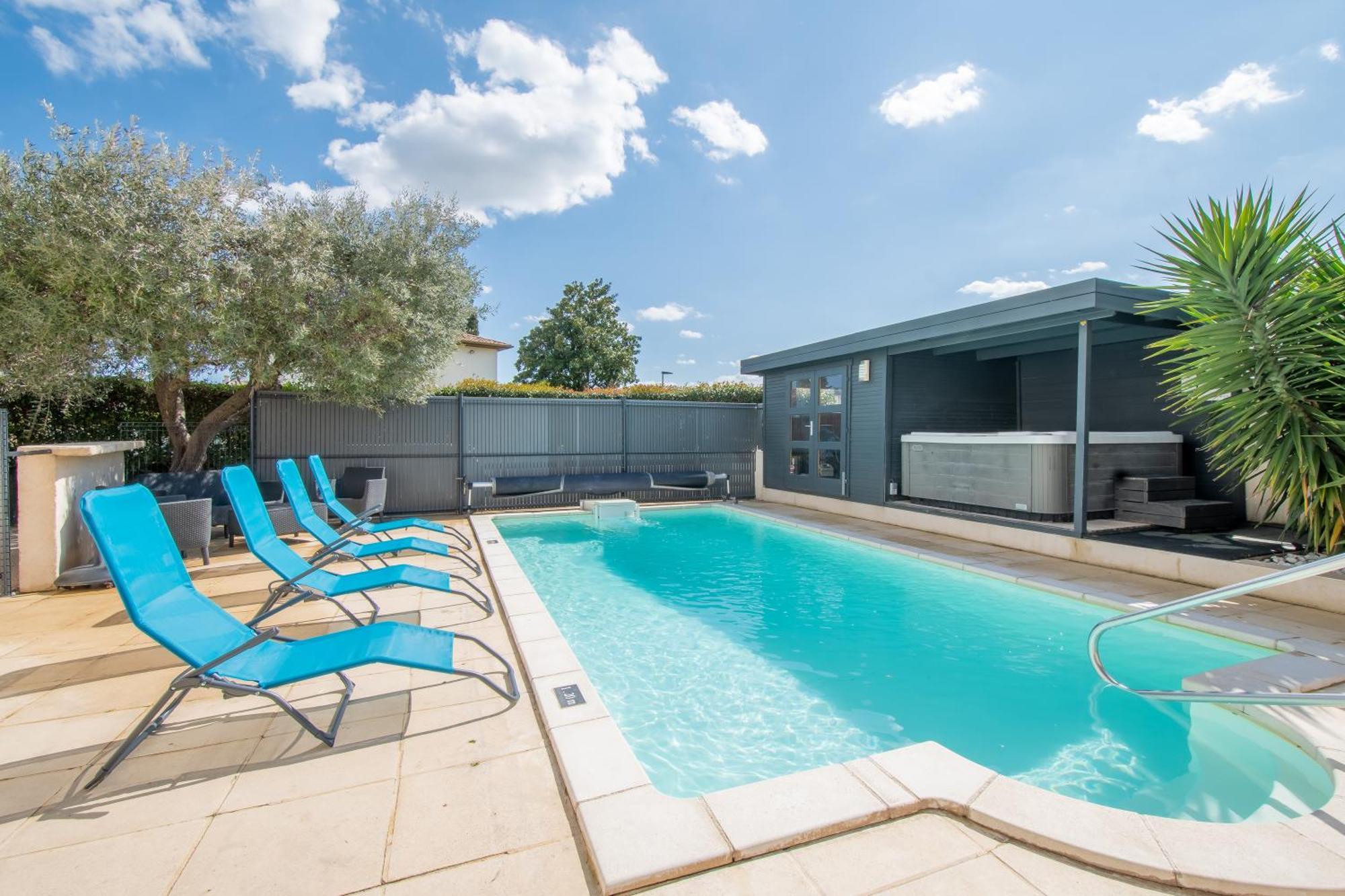 Guesthouse La Costiere - Logements Independants - Espace Piscine Jacuzzi Люнел Екстериор снимка