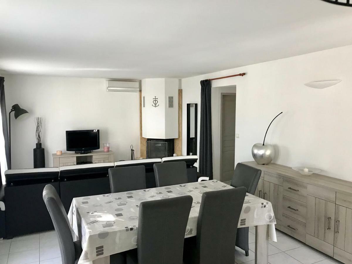 Guesthouse La Costiere - Logements Independants - Espace Piscine Jacuzzi Люнел Екстериор снимка