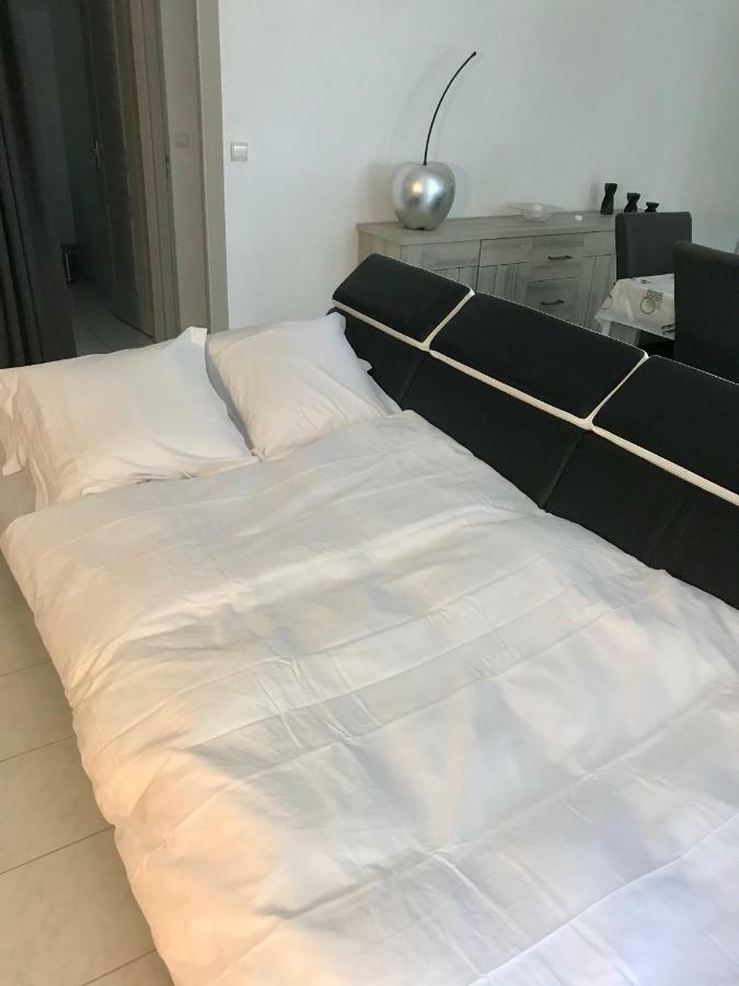 Guesthouse La Costiere - Logements Independants - Espace Piscine Jacuzzi Люнел Екстериор снимка